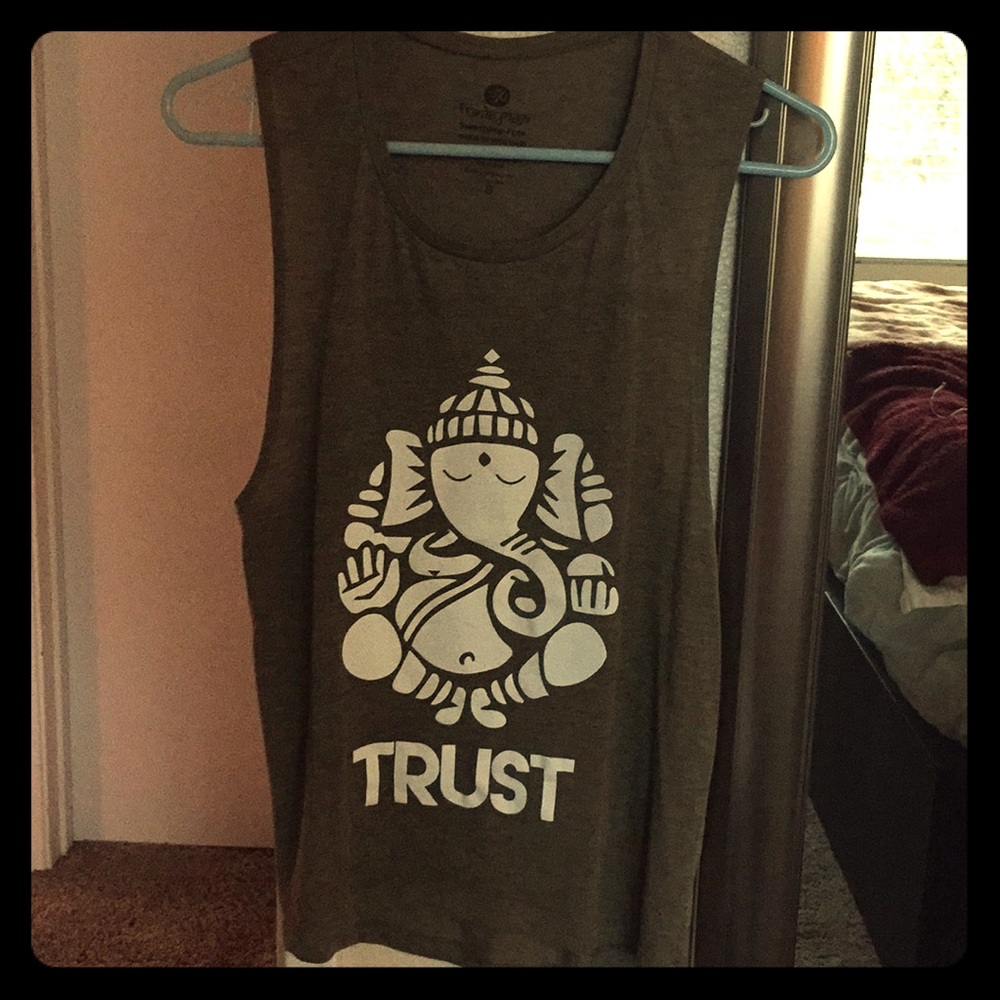 Never worn yoga muscle tank